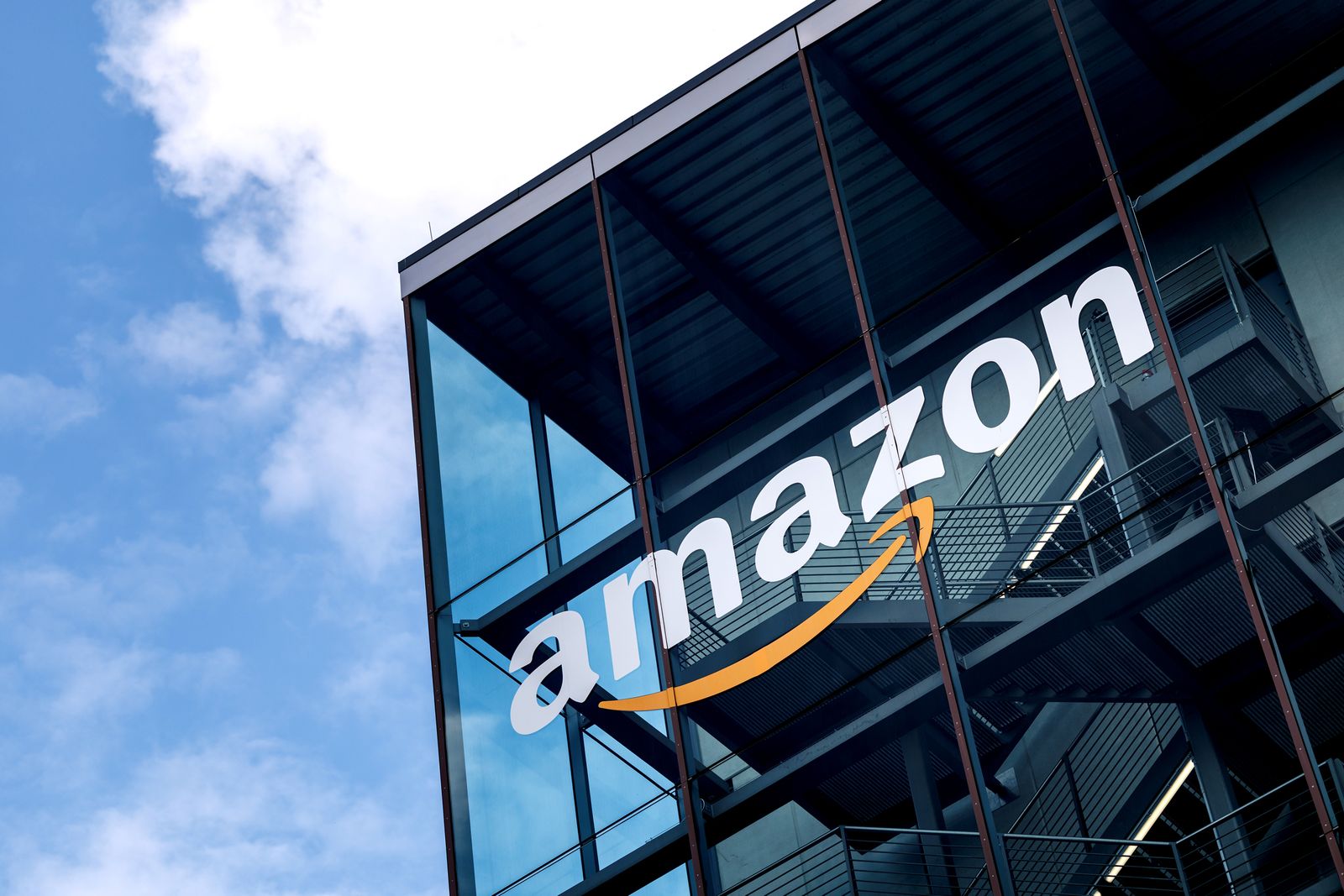 Amazon's AGI Lab Reveals Its First Work: Advanced AI Agents